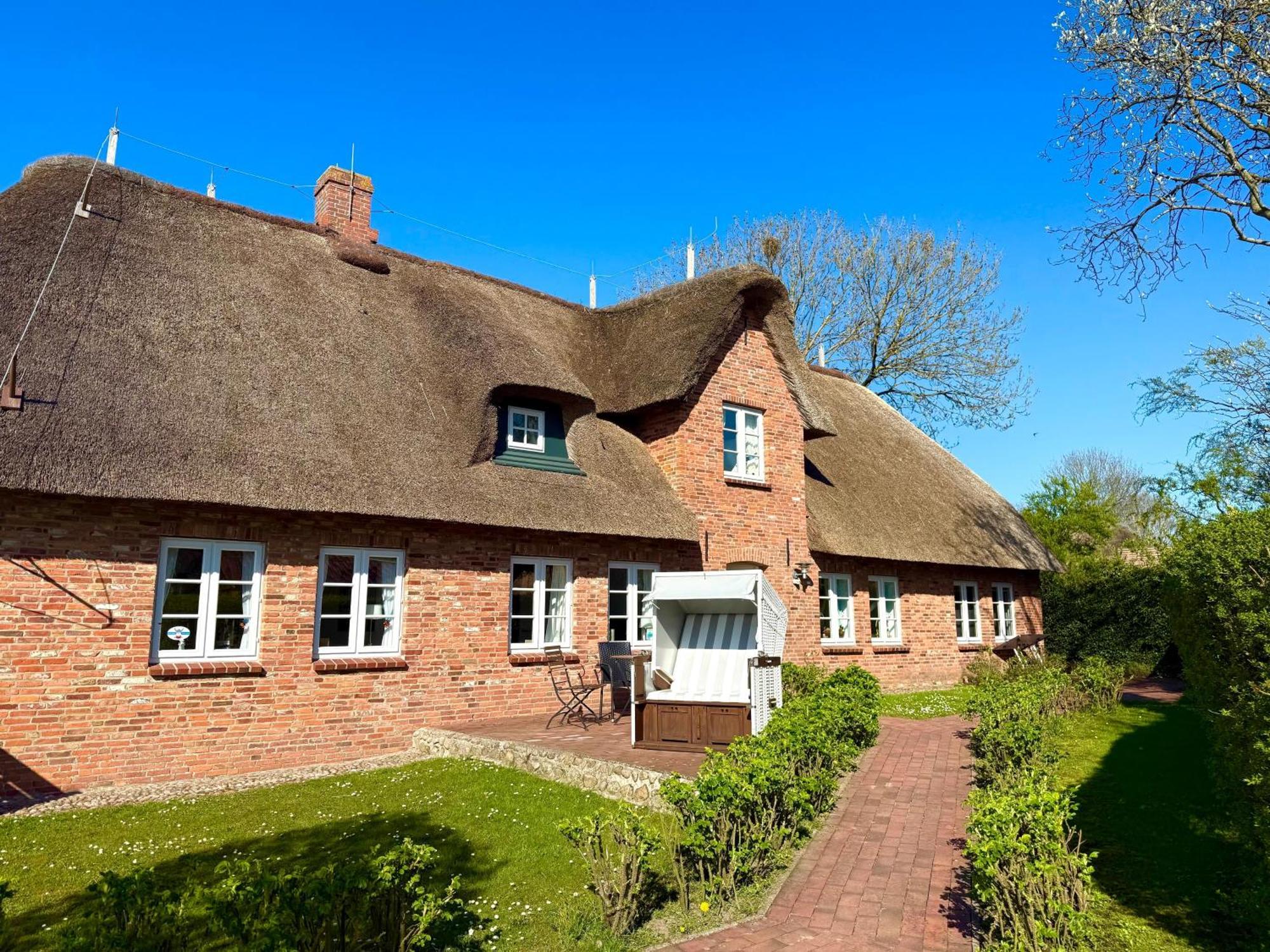 Ferienwohnung Reetkehlchen Alkersum Exterior foto